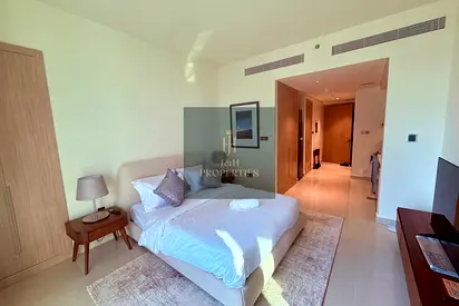 Stunning Hotel Style Studio | Fully Furnished | Open Community View