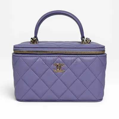 AUTHENTIC CHANEL MINI VANITY TOP HANDLE IN LILAC LAMBSKIN LEATHER WITH GOLD HARDWARE