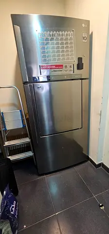 LG Door in Door fridge freezer like new