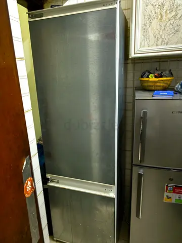 SIEMENS DOUBLE DOOR FRIDGE AED 650/-