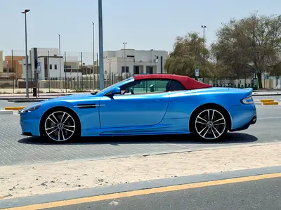 2011 Aston Martin DBS 照片 5