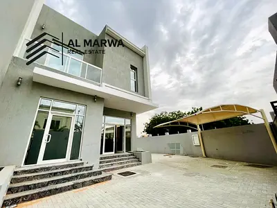 Spacious & Bright 5-BedRoom Prime location Ready To Move Villa