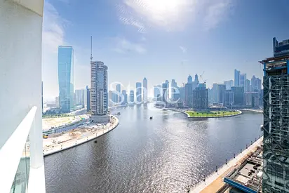 Full Canal View | Furnished Studio | High Floor