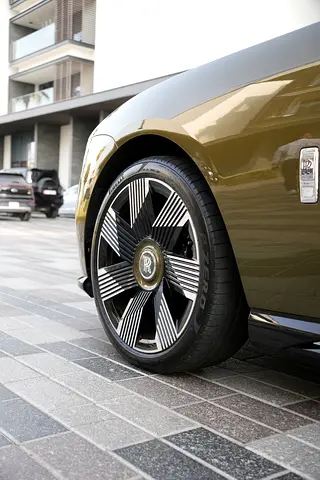 2024 ROLLS-ROYCE SPECTRE 照片 10