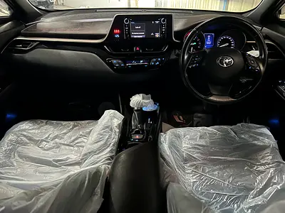 صورة 16 لـ 2019 Toyota C-HR