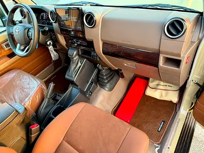 2026 Toyota LAND CRUISER 70 SERIES 照片 13