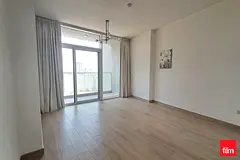 Unfurnished, Midd Floor, Vacant Unit, Good Viewwww