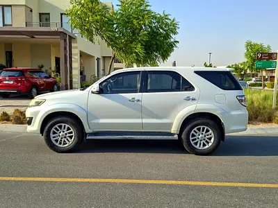 صورة 5 لـ 2013 Toyota FORTUNER
