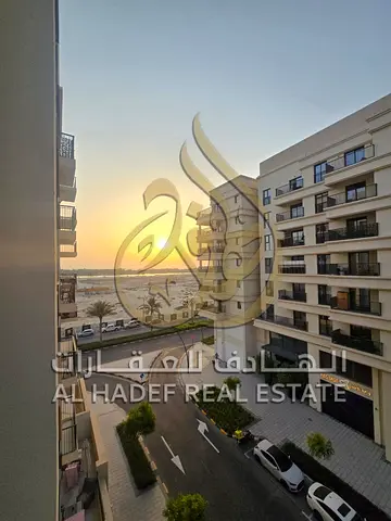 استديو فاخر أول ساكن للإيجار السنوي في جزيرة مريم - خدمات مجانية وموقع نخبي