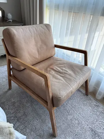 Loom Collection Leather Nysse Armchair