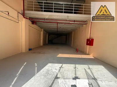 شبرة ميزانين تجاري للإيجار السنوي في الجرف الصناعية