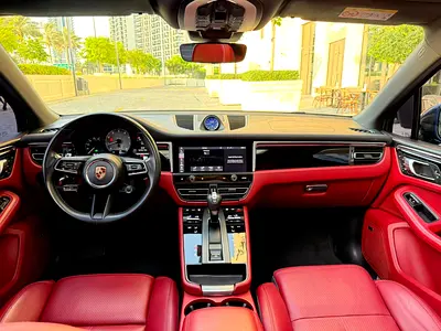 2022 Porsche MACAN photo 7