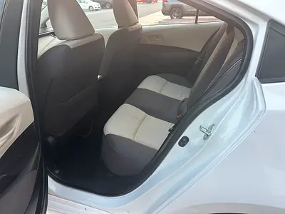 2021 Toyota COROLLA photo 7