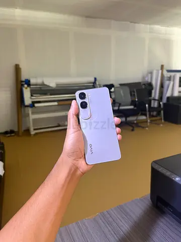 Used Vivo Y200 in Good Condition