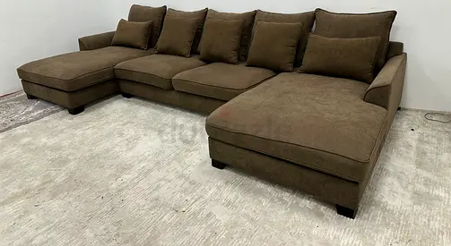 Looks great condition the one brand Ushape sofa