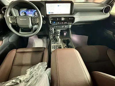 Toyota Prado Adventure, миниатюра 7