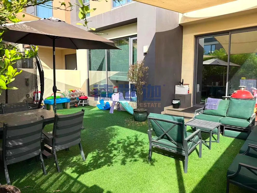 Well Maintained | Prime Location | Vacant in July