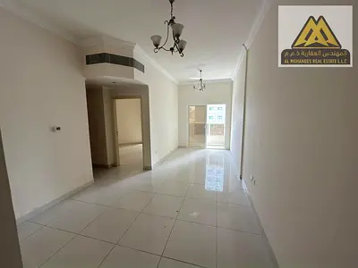 فرصة مميزة للإيجار السنوي في منطقة النعيمية 1 بعجمان، شقة واسعة بمساحة كبيرة وتصميم عملي يوفر الراحة والخصوصية للعائلات، وتقع في موقع حيوي تتوفر به جم