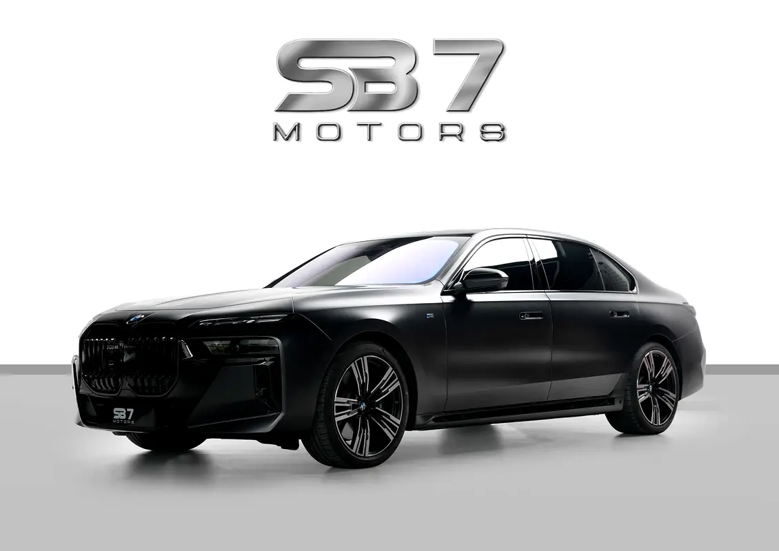 BMW 7-Series 2026 — photo 1 of 15