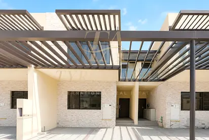 PREMIUM LOCATION | SPACIOUS LAYOUT | 4 BED