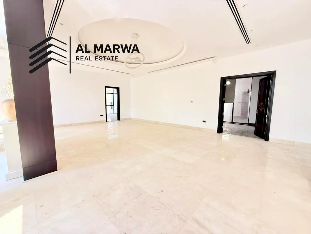 Luxury and Specious 6 Bathroom's With Cinema Hall