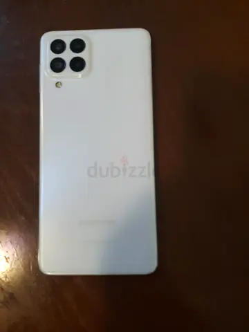 Samsung Galaxy M53/Quantum 3 with case