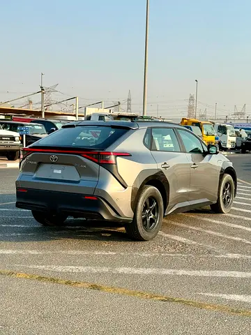 صورة 5 لـ 2024 Toyota BZ4X