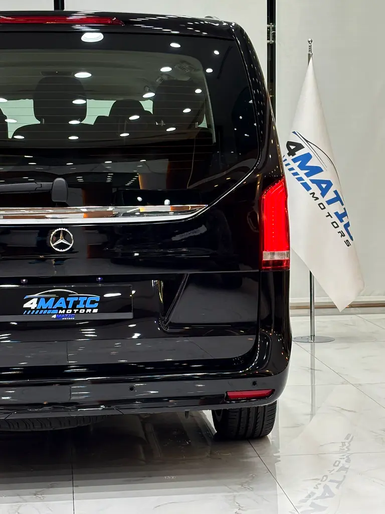 Mercedes-Benz V-Class 2024