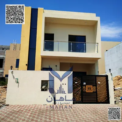 Townhouse for Sale A beautifully designed 4-bedroom townhouse in a prime location, offering comfort, style, and convenience for families. Property Details: 🛏️ 4 Bedrooms 📐 Plot Size: 1,726 sq. ft. 🏗️