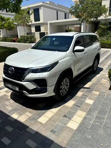 2025 Toyota Fortuner VXR GCC Specs