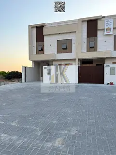 A fantastic opportunity to own a beautifully designed modern townhouse villa in a prime location on 