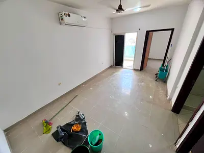 اقل الاسعار _ غرفه ماستر _ بلكونه اطلاله مفتوحه _ تكيف اسبليت _ صيانه فري _ موقع مميز