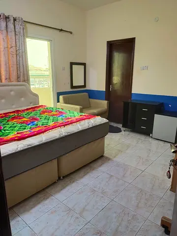 FAMILY ROOM FOR RENT