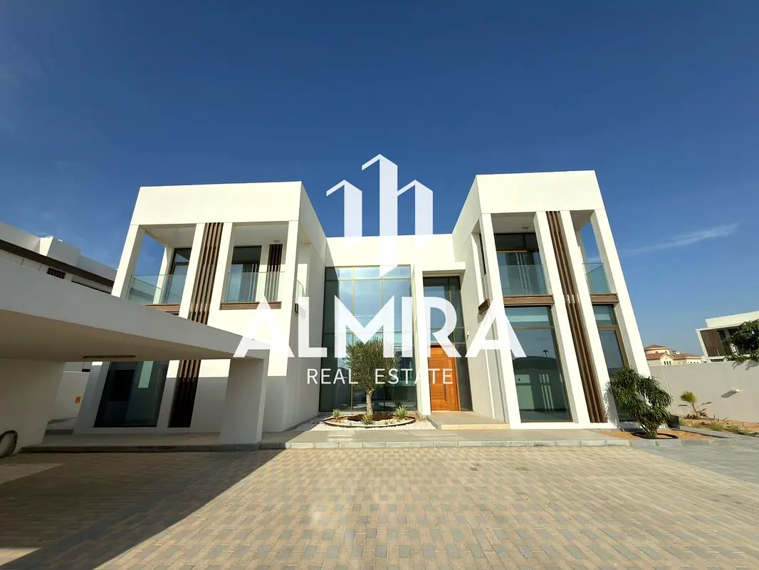 Single Row Corner | Vacant | Waterfront Living