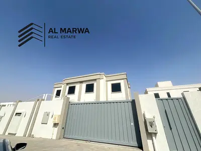 Spacious & Bright 5-BedRoom Big Majlis Big Parking Space Ready To Move Villa
