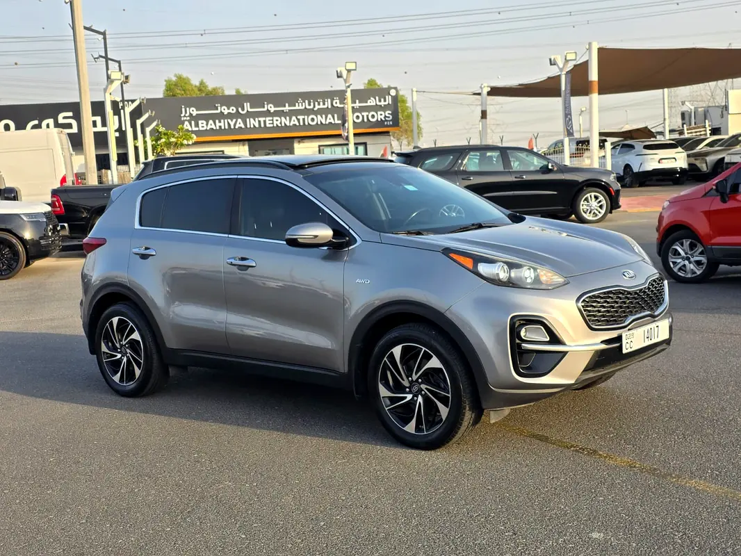 Kia Sportage 2020 — photo 1 of 14
