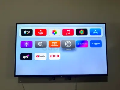50inch Wall Mounted Flat Panel Smart TV - Good Working Condition