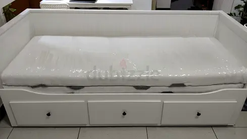 Ikea daybed with new mattress and drawers brand new