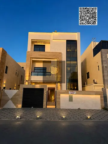 Luxury Living | 7 Master Bedroom’s | Private Roof | Modern Three Story Villa | Family Area | Prime