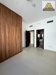 Brand new apartment (first tenant) located in Princess Village, Al Yasmeen. The unit offers a modern