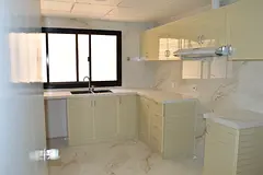 Spacious 2 BHK Apt Available in Oud Metha