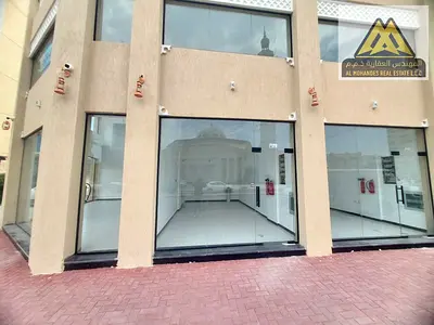 فرصة تجارية متميزة للإيجار في منطقة ليواره 1 بمدينة عجمان محل تجاري بموقع استراتيجي وحيوي بالقرب من متحف عجمان