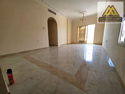 تشطيب فندقي * ومساحه ضخمه  * سعر خيال * صيانه فري * تكيف مركزي * تسهيل ف الدفعات  * موقع ممتاز