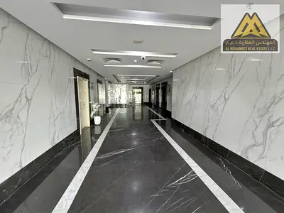 شقة غرفة وصالة منفصلة ببلكونة و2 حمام وغرفة غسيل مع باركنج مجاني للإيجار السنوي في الجرف 2 عجمان على شارع الشيخ عمار مباشرة بسعر لقطة 35 ألف على 6 دفع