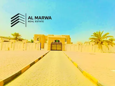 Coner Unit | Spacious & Bright | 9-Bedroom | Ready To Move Big Villa