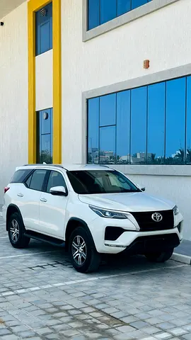 2021 Toyota FORTUNER 照片 4