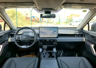 صورة 11 لـ 2026 Toyota RAV 4