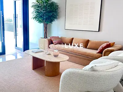 2BR | Pool & Park View | Family Living