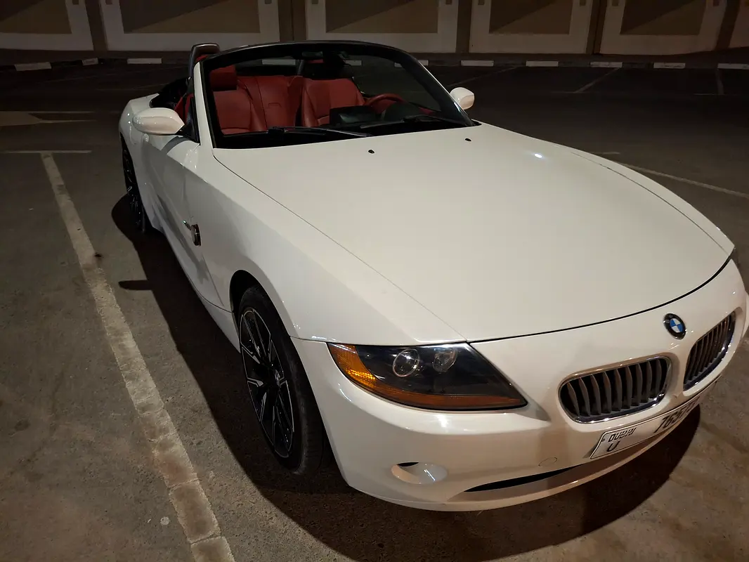 BMW Z4 2004 — photo 1 of 14