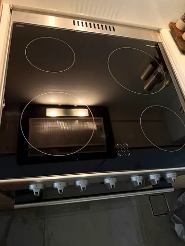 Glemgas Cooker  - Like new